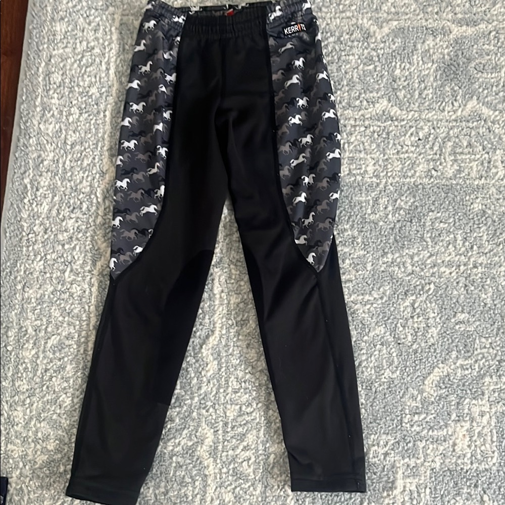 Kerrits Black and Gray Joggers with Sleek Design